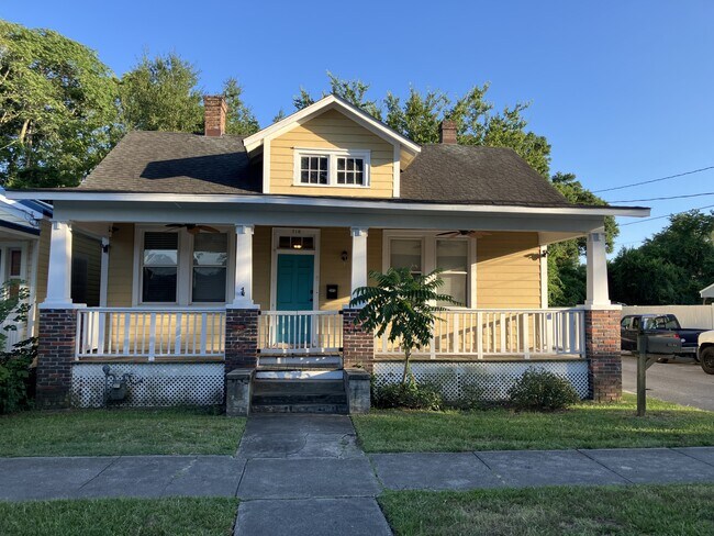 Primary Photo - 710 Nun St
