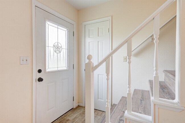 Building Photo - 630 Martin Luther King Rd