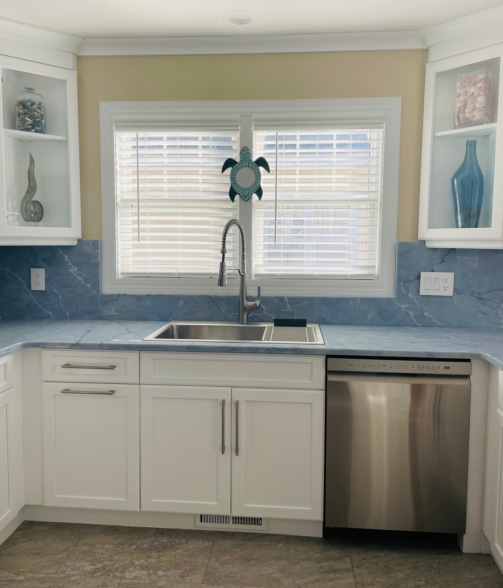 Kitchen Sink Area - 101 Lumina Ave N