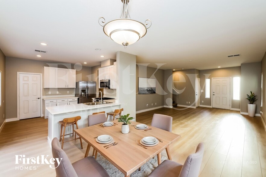 Building Photo - 10417 Calypso Cave St