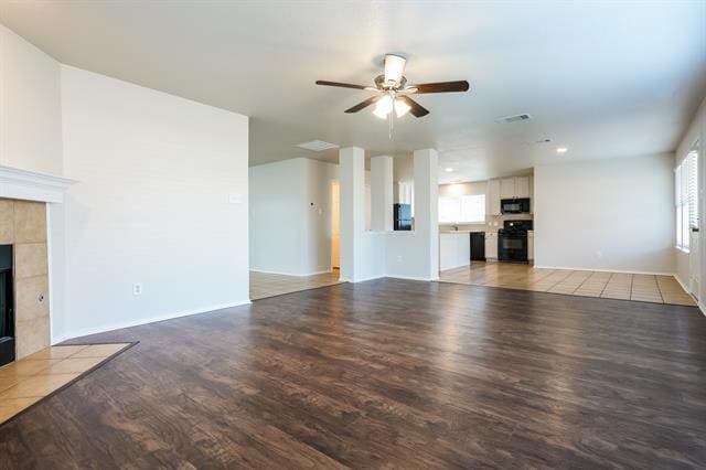 Building Photo - 1513 Kittyhawk Dr