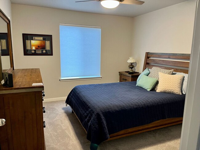 Building Photo - Beautiful New 2-Story Poulsbo Home