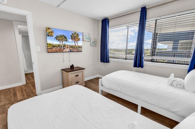 Building Photo - 344 Stone Throw Dr