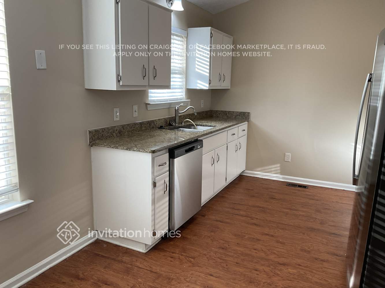 Building Photo - 6827 Summit View Dr