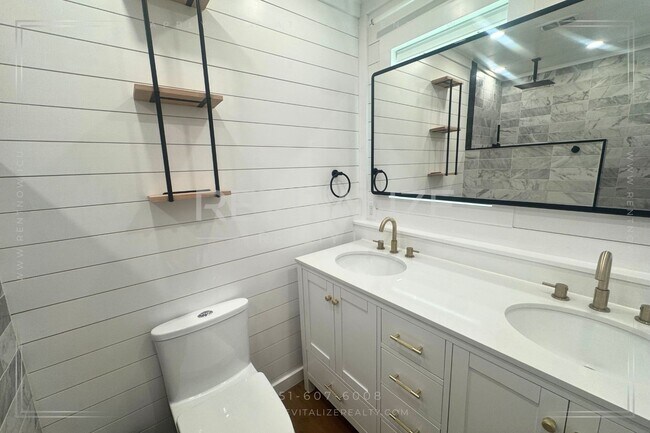 Building Photo - Stunning 3 Bedroom Home in West Mobile!