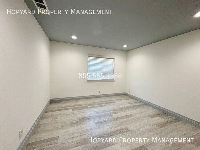 Building Photo - 2992 Capewood Ln