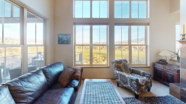 Building Photo - 169 Wildhorse