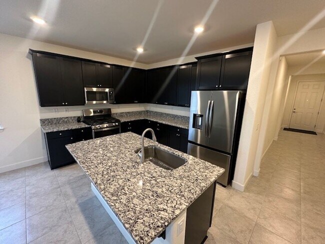 Building Photo - 6251 Bucking Horse Dr