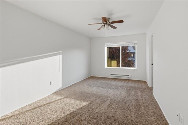 Building Photo - 3Bd/2Ba Lake Stevens Home