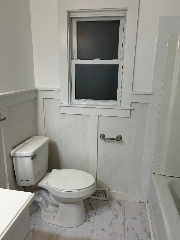 Building Photo - 512 Andrew Pickens Dr