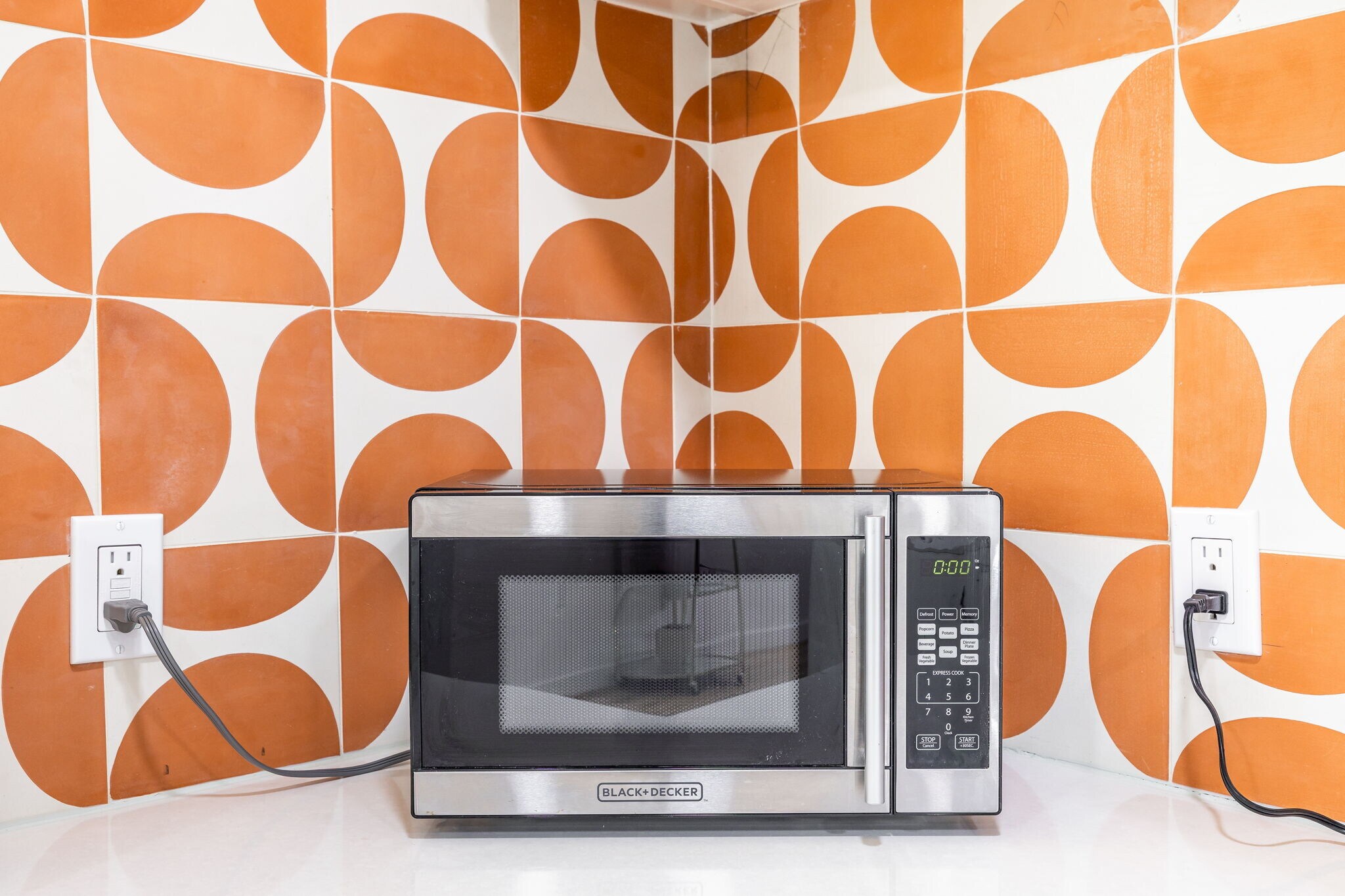 Building Photo - 321 N Gertruda Ave