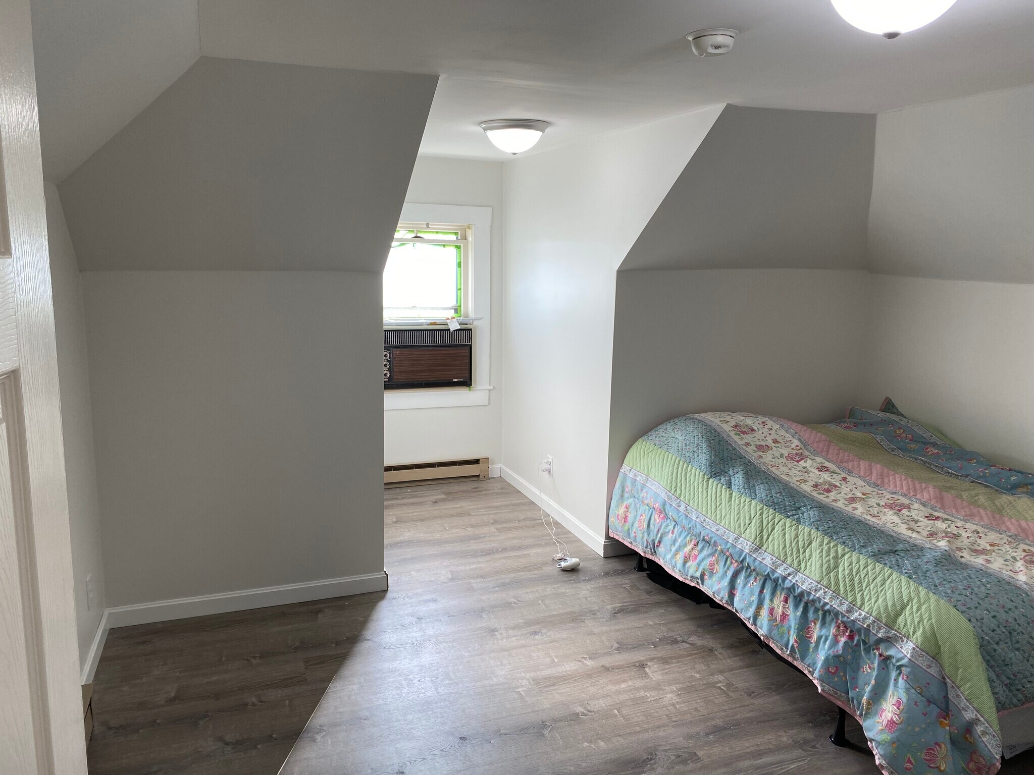 Building Photo - 547 Wilder St