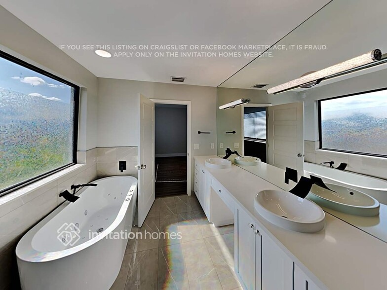 Building Photo - 13254 NW 10th St