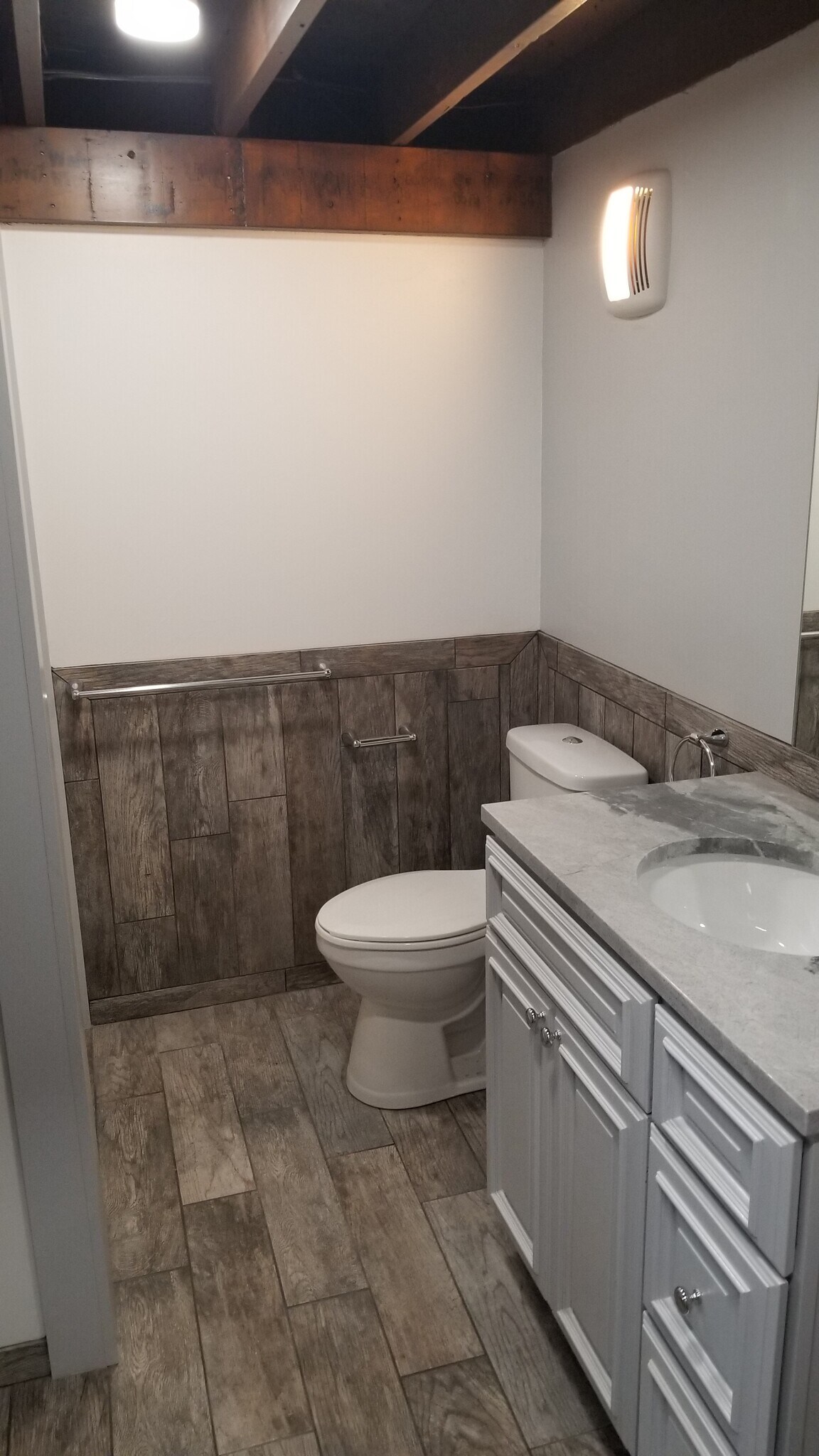 Building Photo - 75 Buckwheat Ave