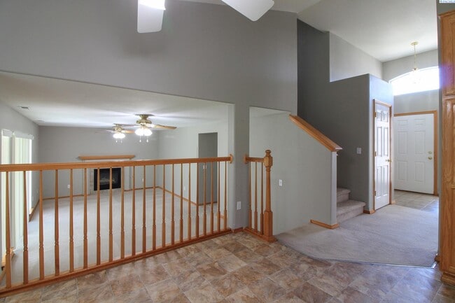 Building Photo - 4 Bed/3 Bath South Richland Home
