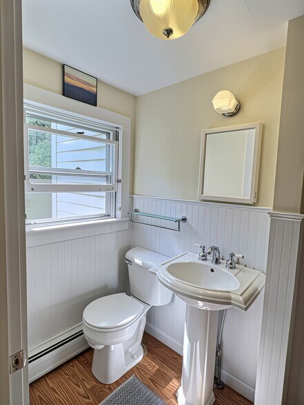 Building Photo - 16 Hominy Pot Rd