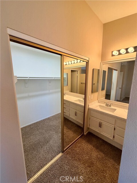 Building Photo - 4238 Brookside Dr