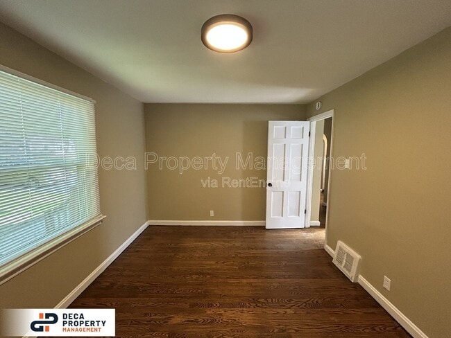 Building Photo - 7749 Utica Dr