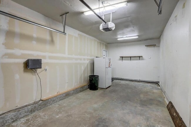 Building Photo - 7777 Umatilla St