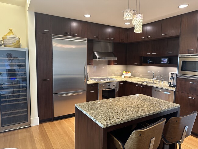 kitchen with wine cooler, island - 1001 NW Lovejoy St