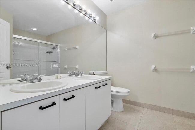 Building Photo - 3120 SW 49th St