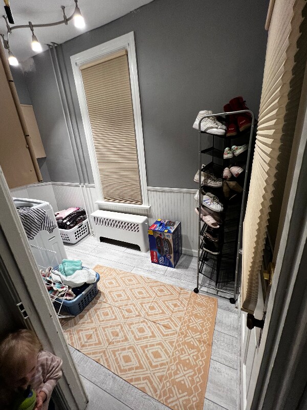 Building Photo - 33 N Lincoln St