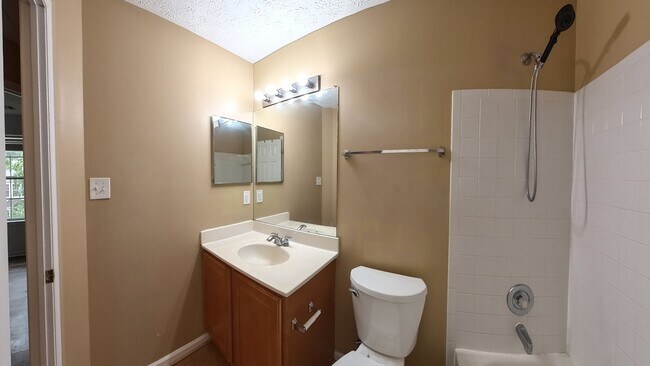 Building Photo - 12344 Sweetbriar Pl