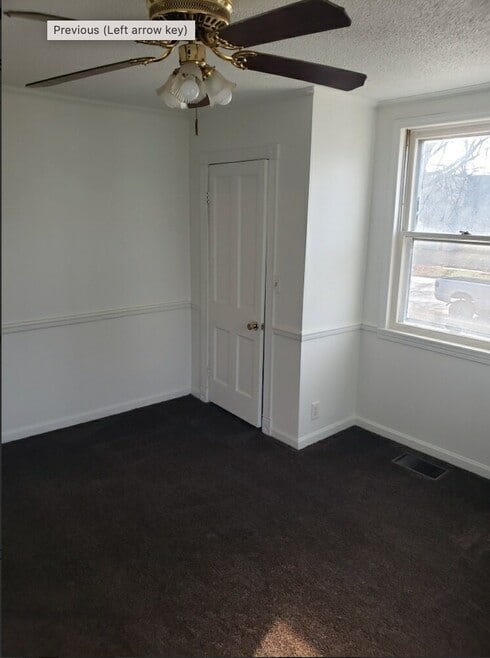 Building Photo - 1426 W Euclid Ave