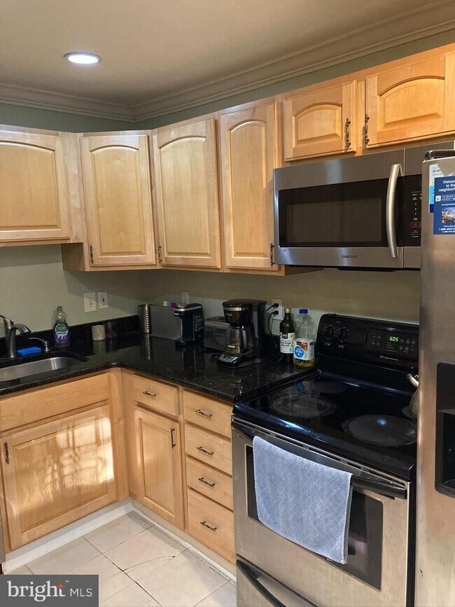 Building Photo - 1721 New Jersey Ave NW