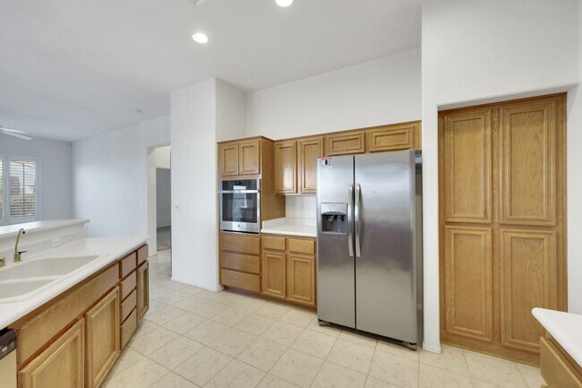 Building Photo - 3 bedroom in Sun City Summerlin