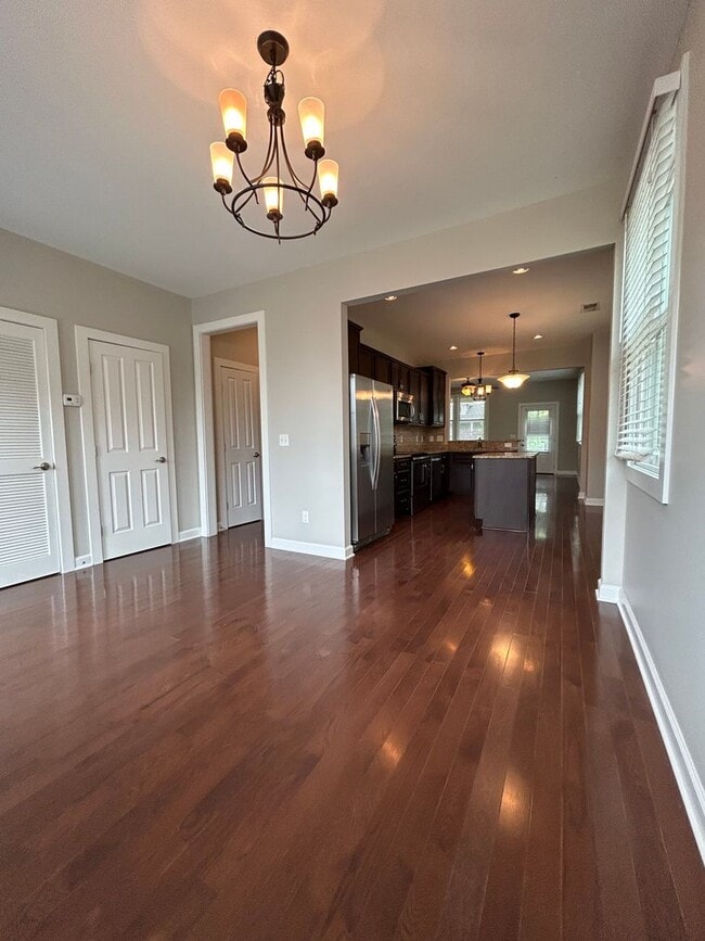 Building Photo - 3 bed 2.5 bath in Germantown, 1 Car Garage, Fenced Yard