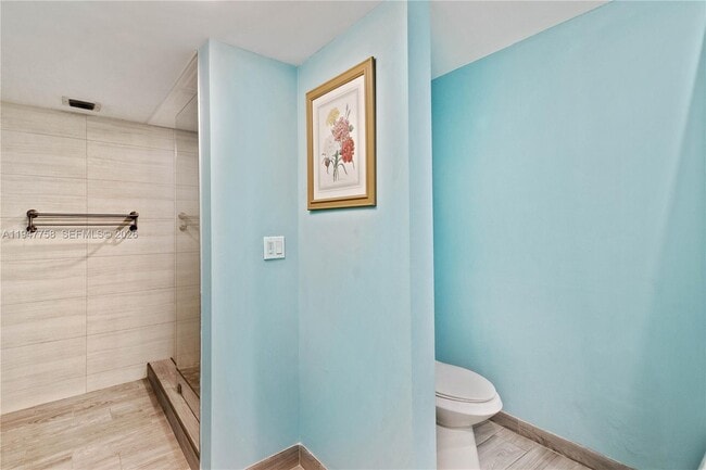 Building Photo - 2588 Garden Ct