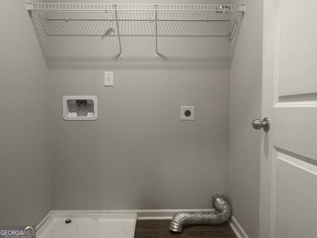 Building Photo - 431 Camella Cir