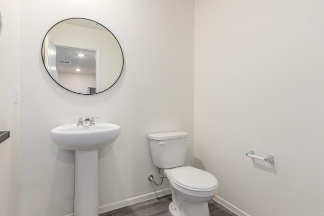 Building Photo - 7372 Raimee Brk St