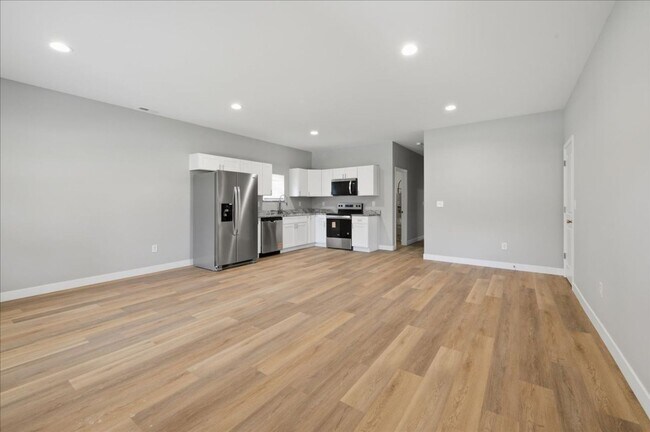 Building Photo - 2813 N Talbott St