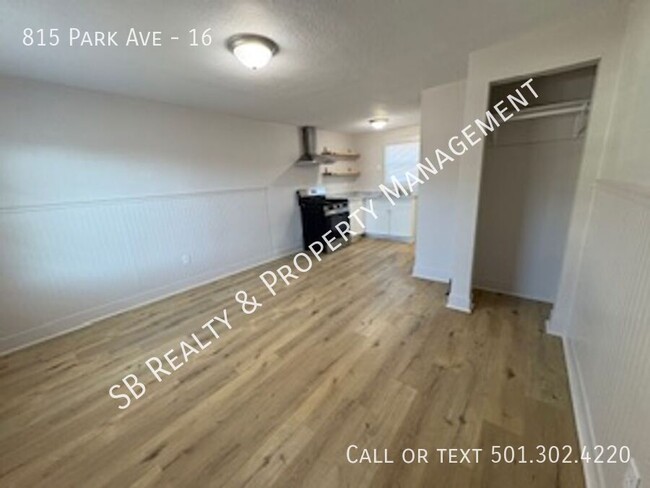 Building Photo - Cozy & Affordable Studio Apartment in Hot ...