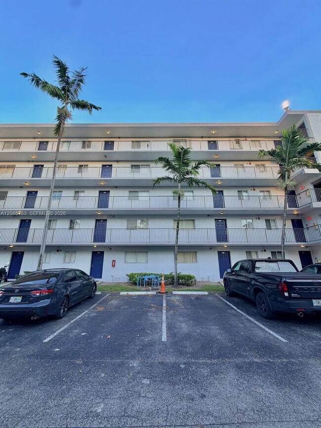 Building Photo - 8750 N Sherman Cir