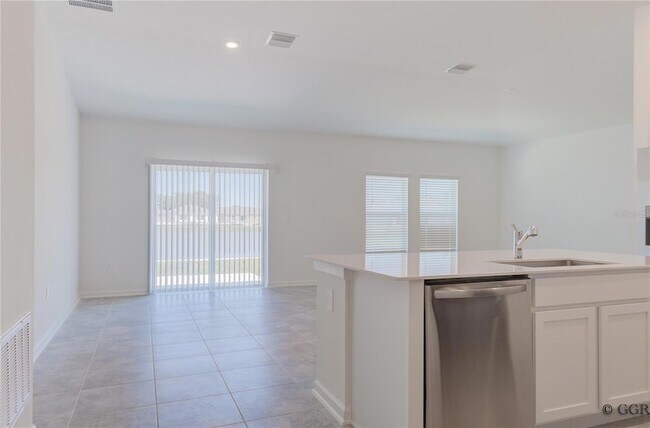 Building Photo - 1496 Brentwood Dr