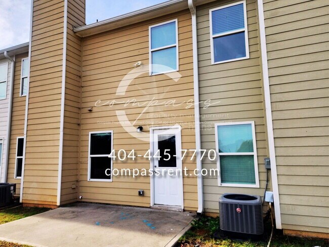 Building Photo - 109 Squarewood Ln NW