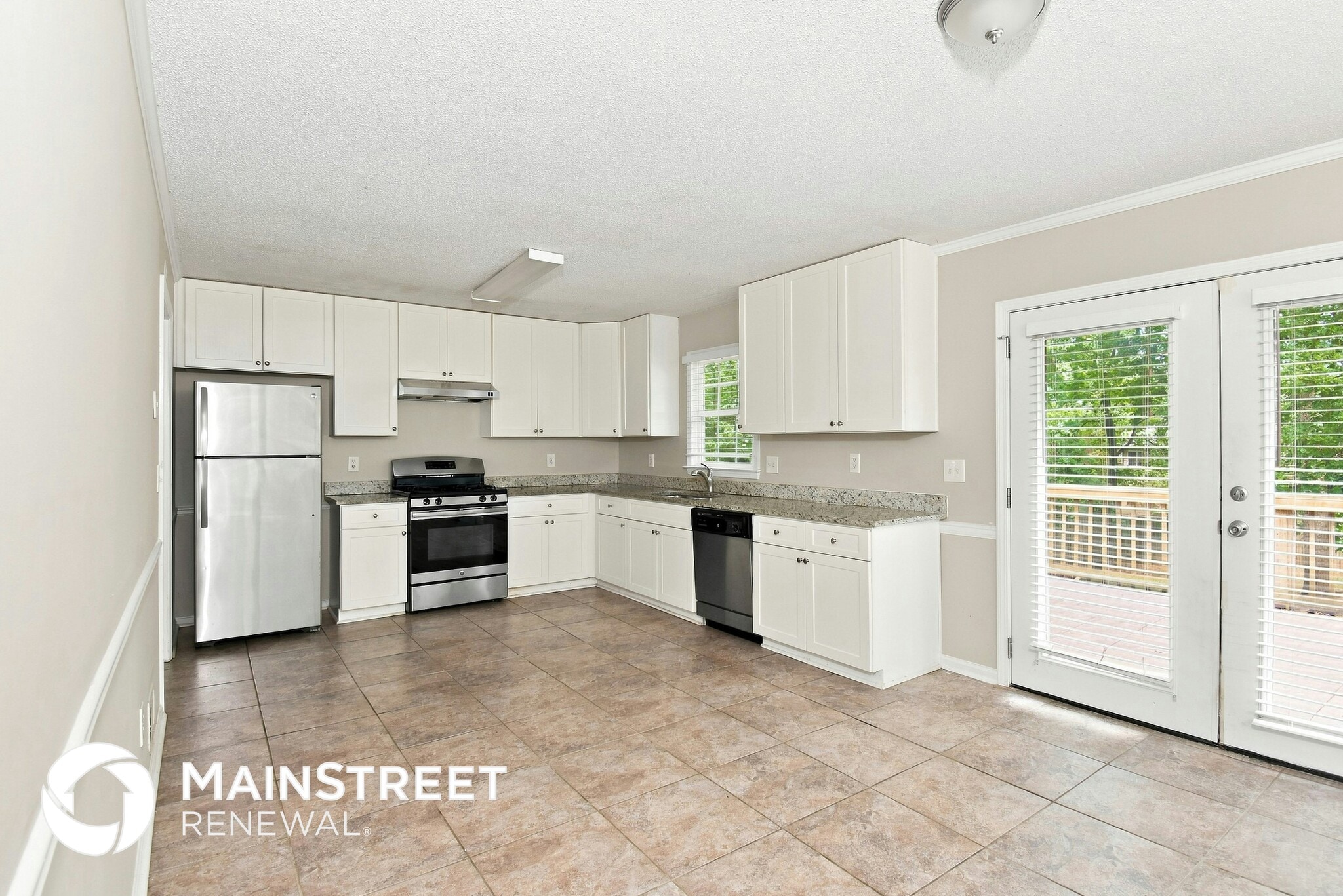 Building Photo - 2728 Horseshoe Creek Dr