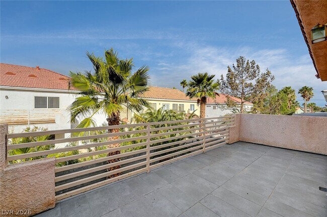 Building Photo - 6586 W Diablo Dr