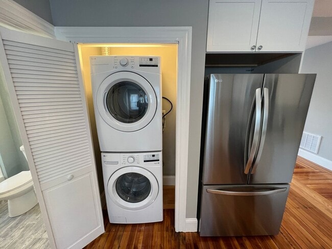 Building Photo - 9/1 Brand new renovation 4BR/2BA in Porter Sq! w/d in unit!