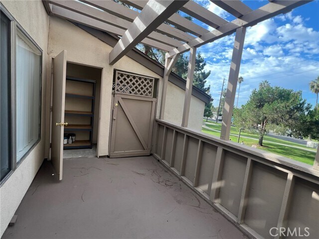 Building Photo - 1350 Cabrillo Park Dr