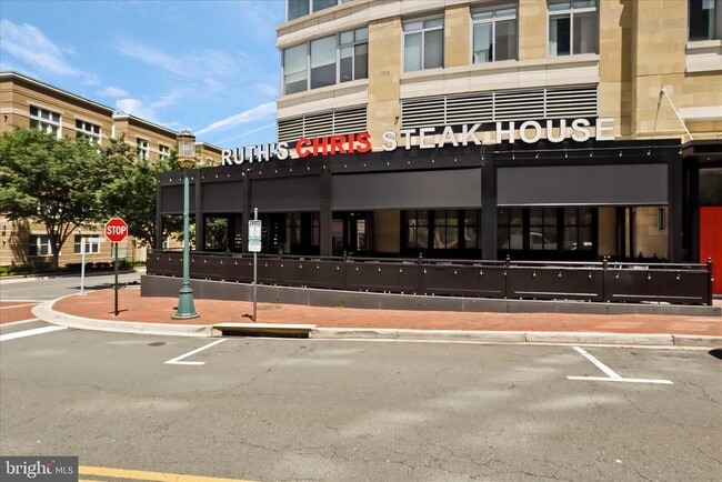 Building Photo - 2208 Cartwright Pl