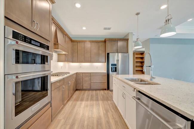 Building Photo - Del Webb Bayview, Active 55+ Community Rental