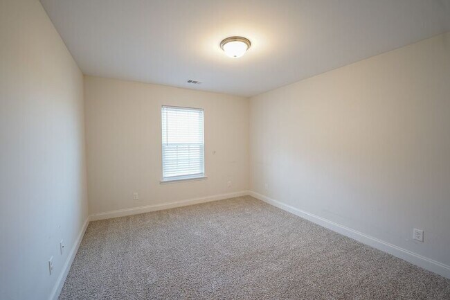 Building Photo - 363 Coconut Dr