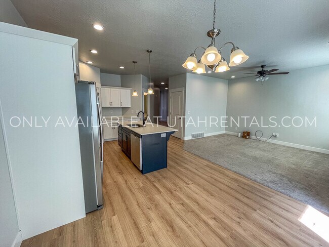 Building Photo - 4237 W 2010 N