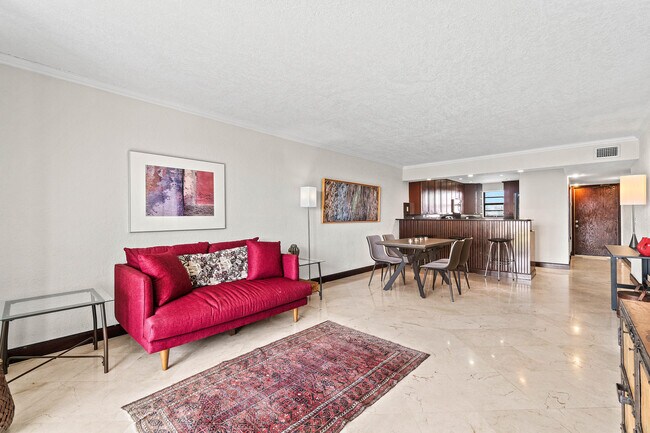 Building Photo - 2400 Deer Creek Country Club Blvd