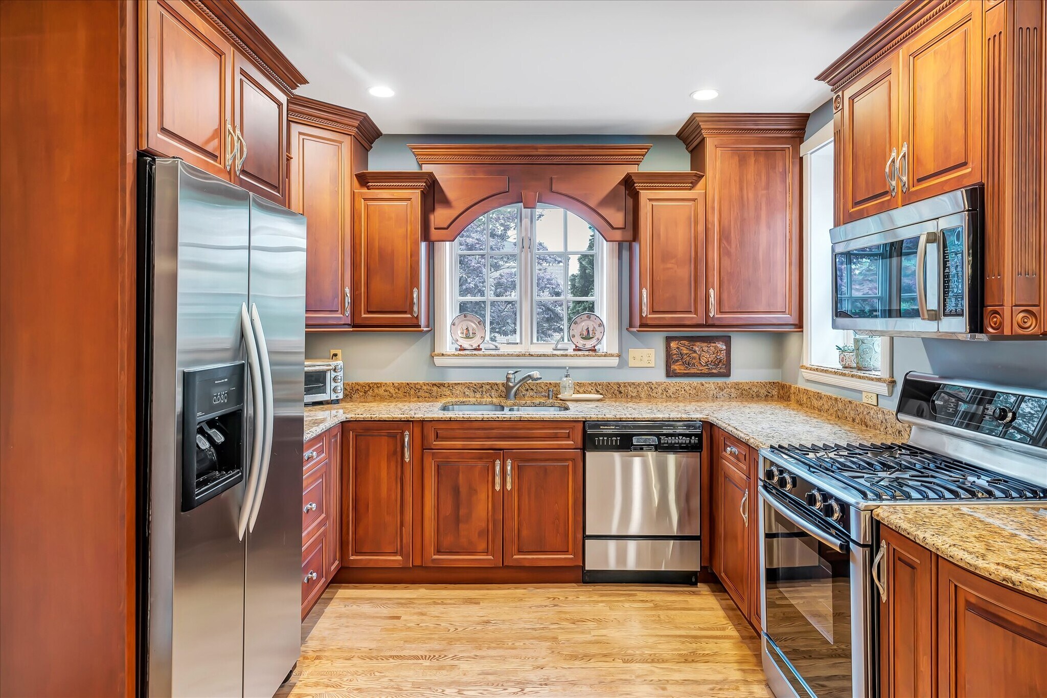 Building Photo - 15 Brazillian Ct