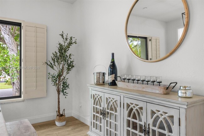 Building Photo - 14615 SW 77th Ct